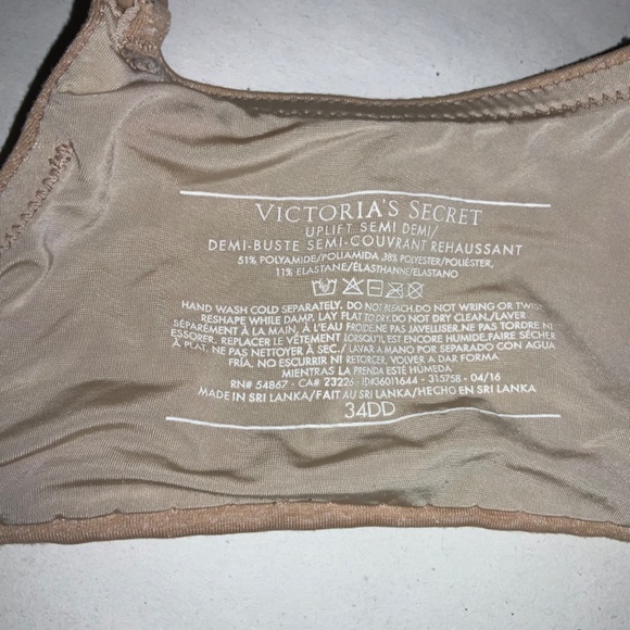 Victoria's Secret Uplift Semi Demi 34DD smooth finish - Picture 4 of 4